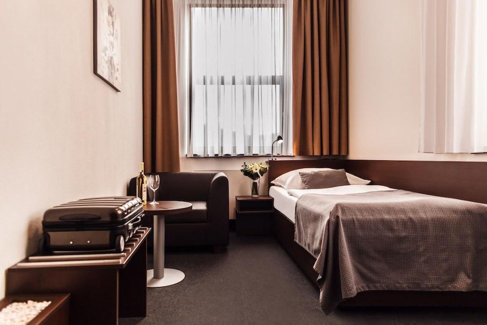 Interhotel Zlín Eksteriør bilde